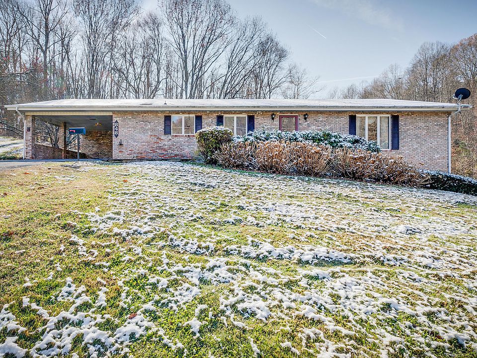 1st image of 848 Rock Springs Dr
