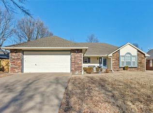 3503 W Hemlock St, Rogers, AR 72756