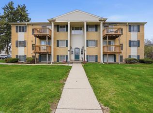 45290 Keding St APT 301, Utica, MI 48317
