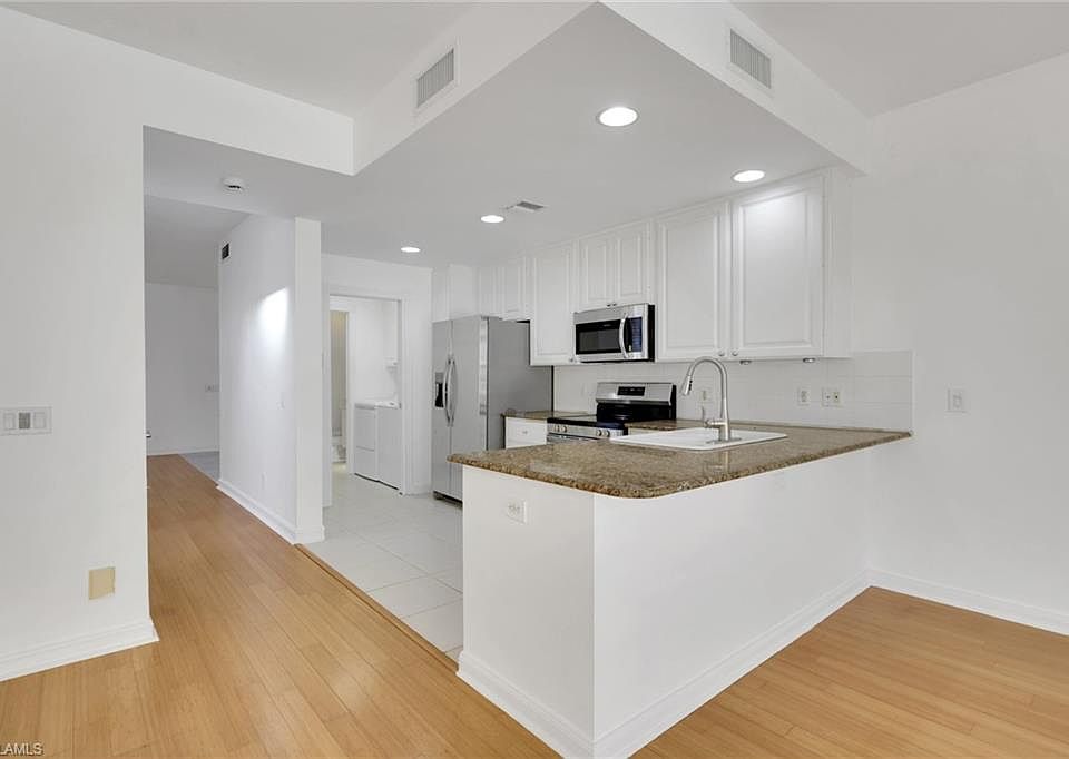 1st image of 6284 Towncenter CIR