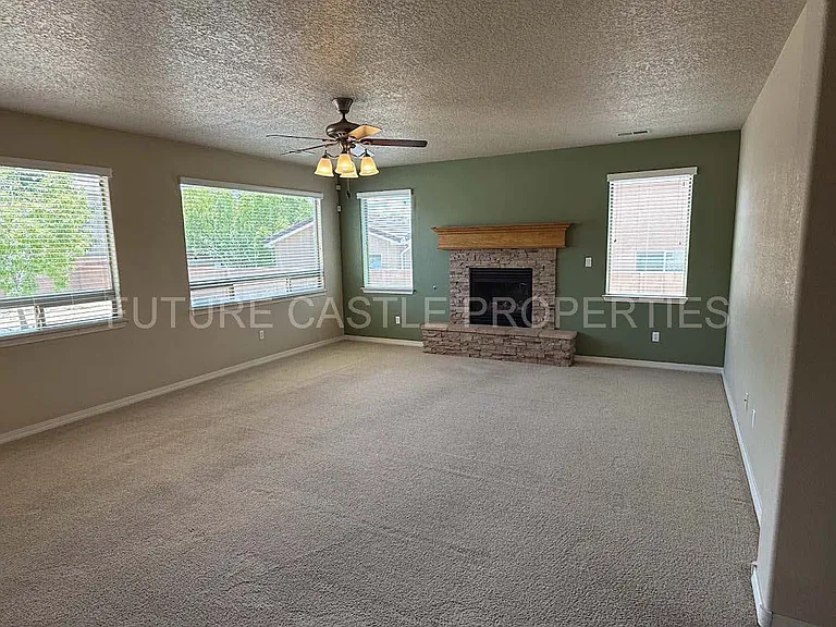 1114 Blue Sage Rd NE — Photo 5