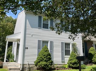 28 Hapsburg Ct, Parkville, MD 21234