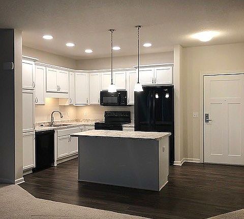 2nd image of 9001 Windsor Pkwy #114