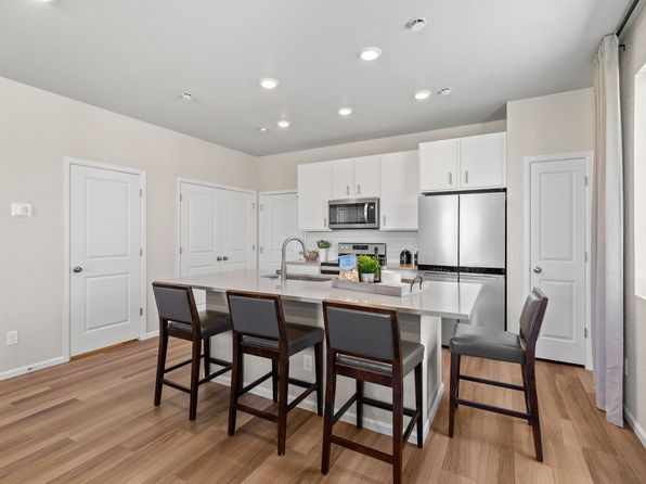 colorado-springs-colorado-447437129 picture