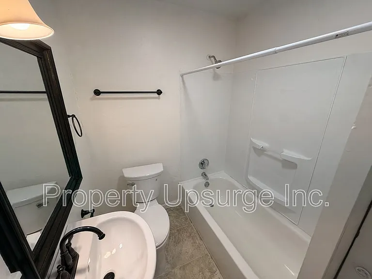 2408 Court St #2408 — Photo 14