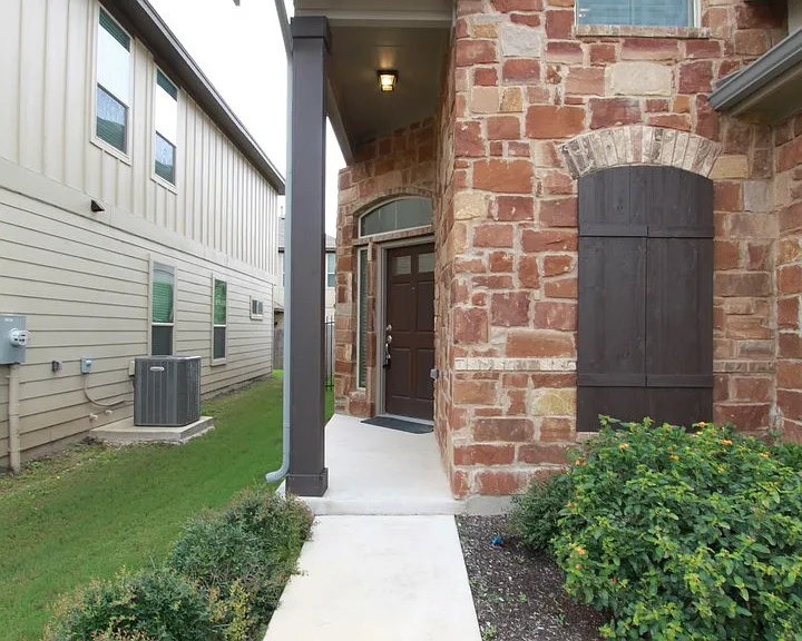 9304 Lost Bridge Ln #43 — Photo 4