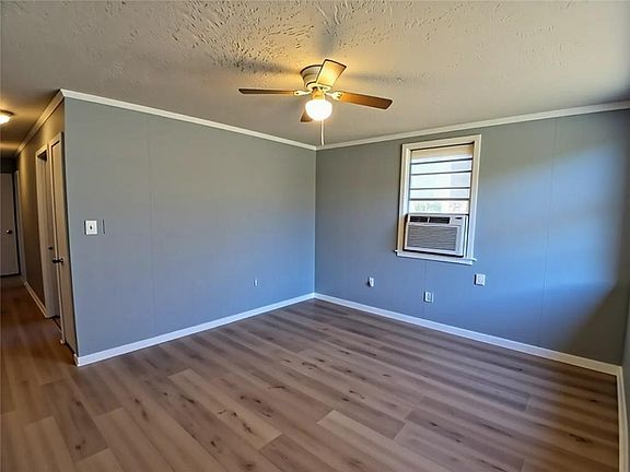 4th image of 713 Avenue K