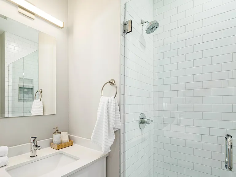 3915 Ridge Ave #201 — Photo 8
