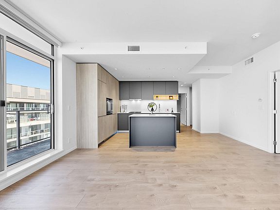 5th image of 6788 Minoru Blvd #1101