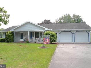 576 Cloverleaf Rd, Elizabethtown, PA 17022