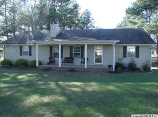 989 Monetro Rd NW, Arab, AL 35016