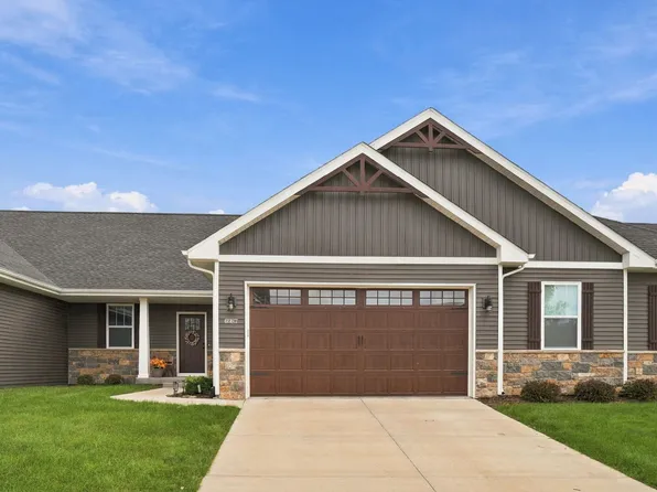 6987 Genesis Way, Bettendorf, IA 52722