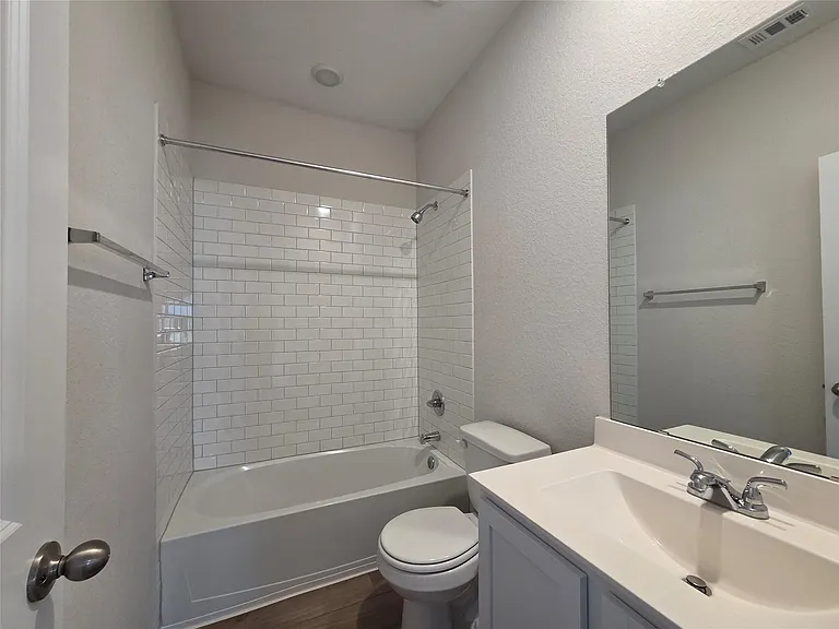 8902 Grand Western — Photo 17