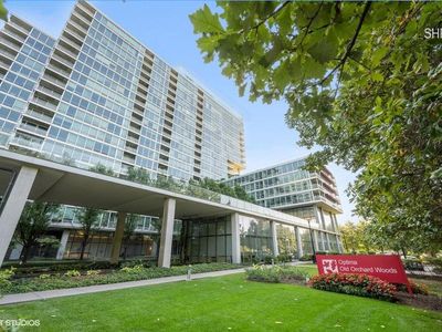 9655 Woods Dr Unit 404, Skokie, IL, 60077