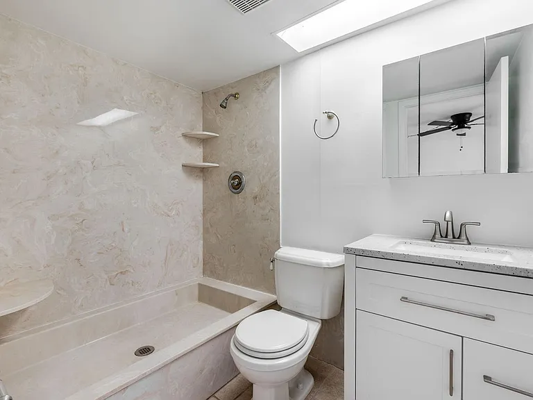 471 Kirk Rd #D — Photo 28
