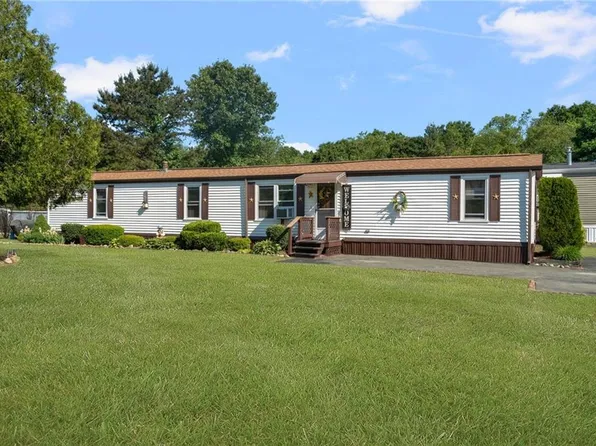 71 Wright Way, Coventry, RI 02816