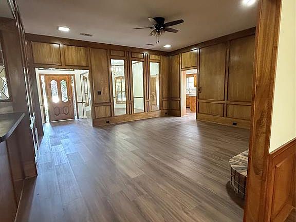 5th image of 2413 Piedra Dr