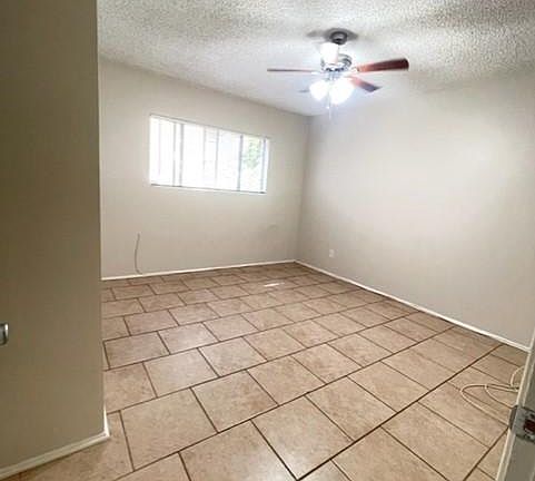3rd image of 1129 E Ocean Blvd APT 1