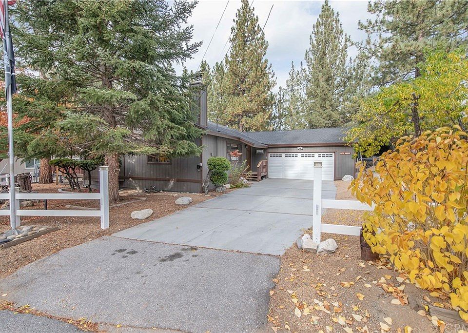 1st image of 41776 Tanager Dr