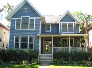 1517 Forest Ave, Wilmette, IL 60091