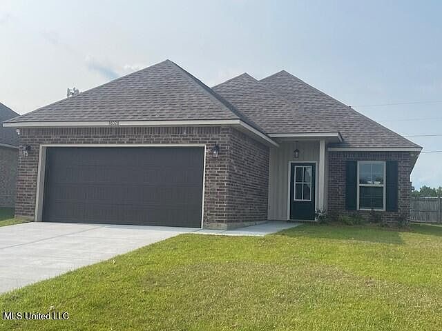 1st image of 18028 Evergreen Dr