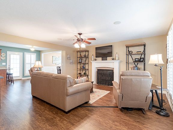 5th image of 981 Beldon Station Ln