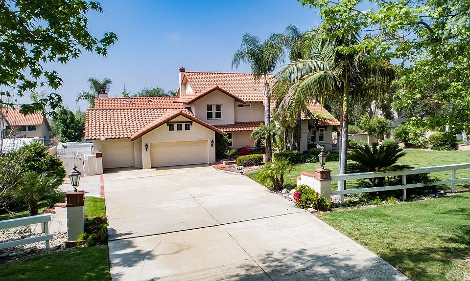 1st image of 10723 Deer Canyon Dr