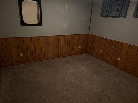 3rd image of 6596 Zinnia St