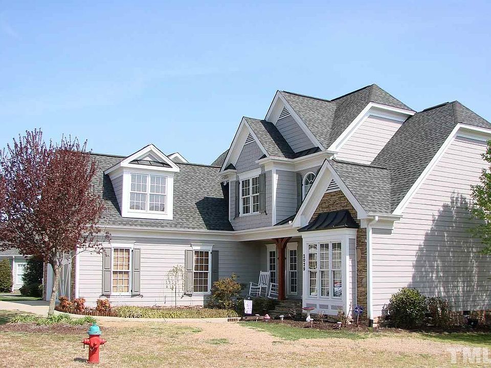 2nd image of 2029 River Grove Ln