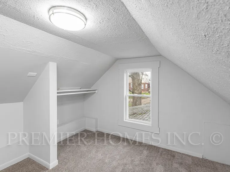 1126 11th St NW — Photo 14