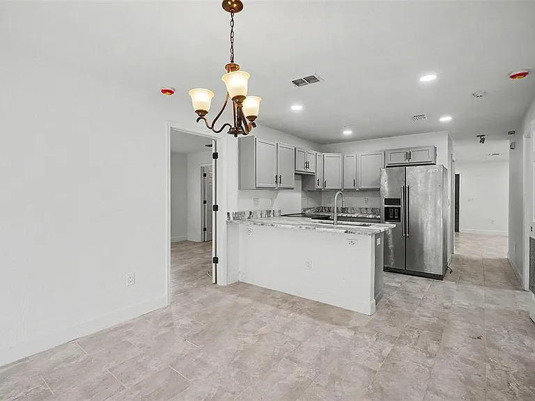 1128 Neville Ave — Photo 7