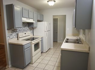 683 Center St W #A, Warren, OH 44481