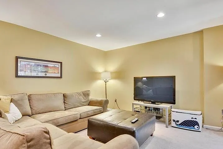 2018 Pieris Ct — Photo 11