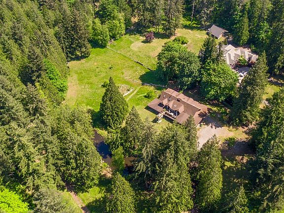 3rd image of 1106 254th Avenue NE