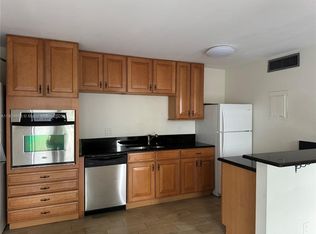 637 Executive Center Dr UNIT N-103, West Palm Beach, FL 33401