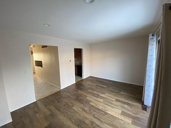 4th image of 17032 Kingsbrooke Dr #49