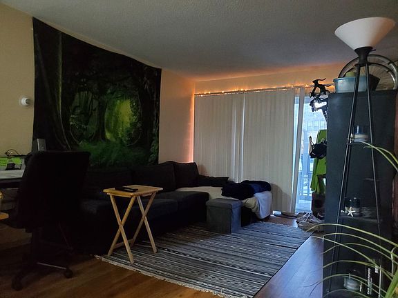 2nd image of 1501 Portland Ave APT 101
