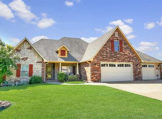 5204 E 148th St S, Bixby, OK 74008