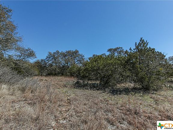 3rd image of 400 Deer Creek Dr