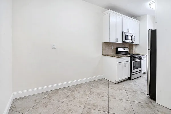 Sold by Bank Neary | media 6