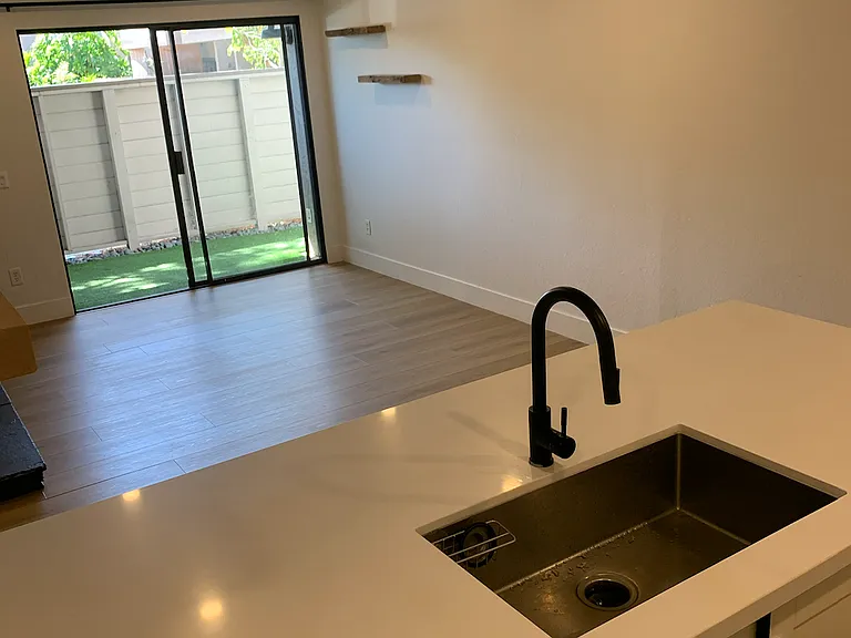 9189 Village Glen Dr — Photo 3