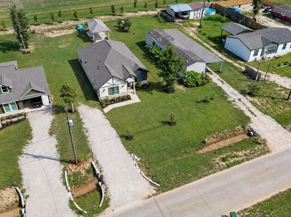1129 Peter Pine St, Huffman, TX 77336
