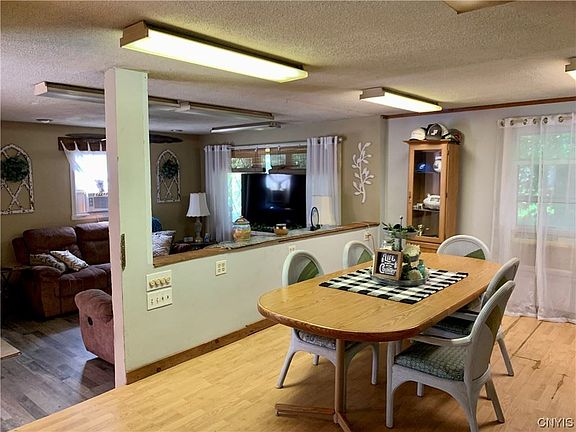 5th image of 2040 Harwood Dr