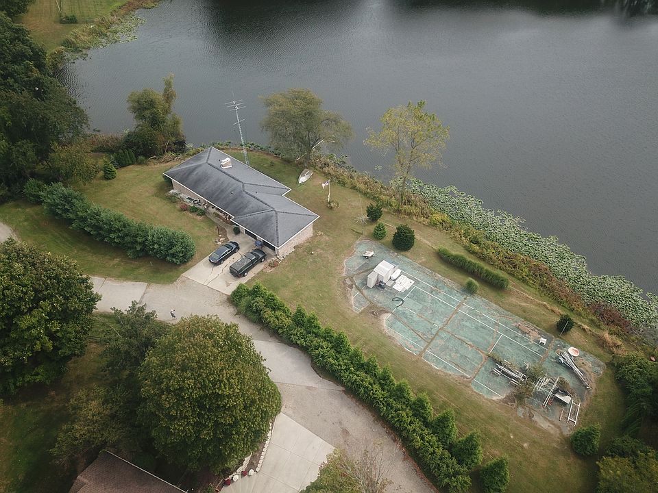 1st image of 16241 Brookwood Dr