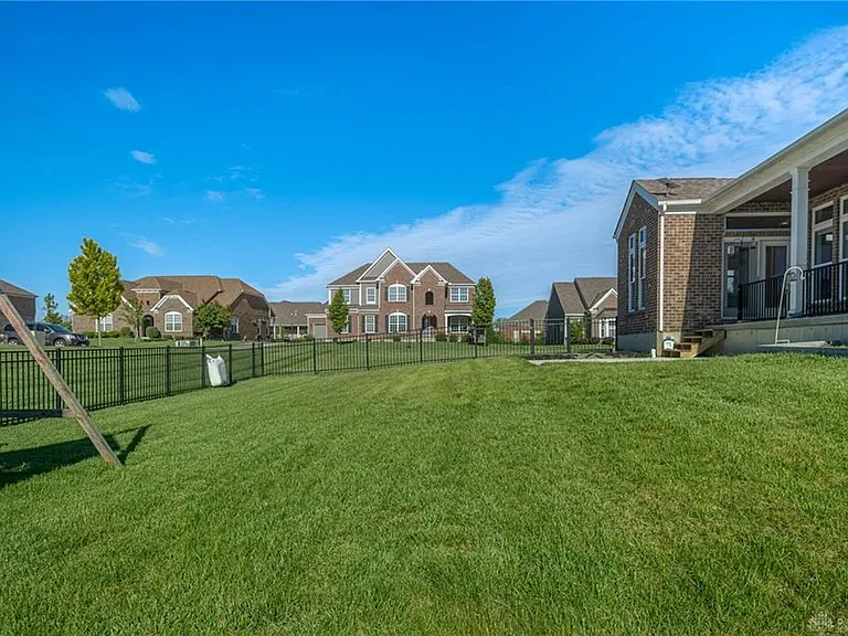 9501 Flatrock Dr — Photo 48