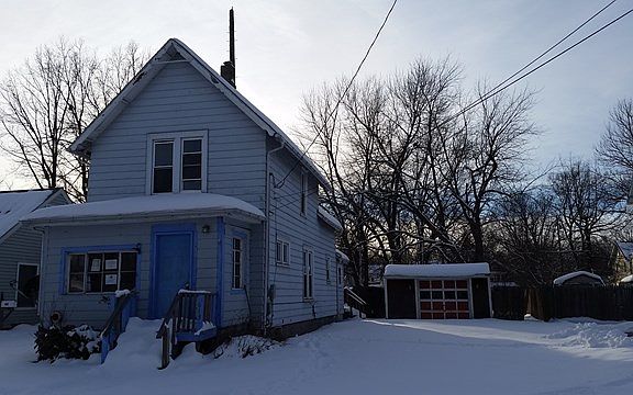 2nd image of 613 Thayer Ave