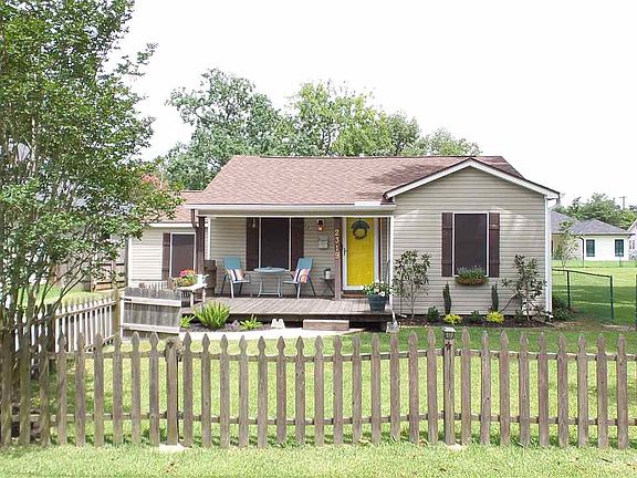 3rd image of 2319 Avenue D