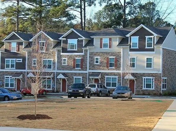 600 Centennial View Ln, Raleigh, NC 27606