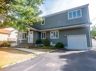 41 Ferris Rd, Edison, NJ 08817