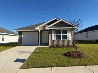 2192 Sandhill St, Cantonment, FL 32533